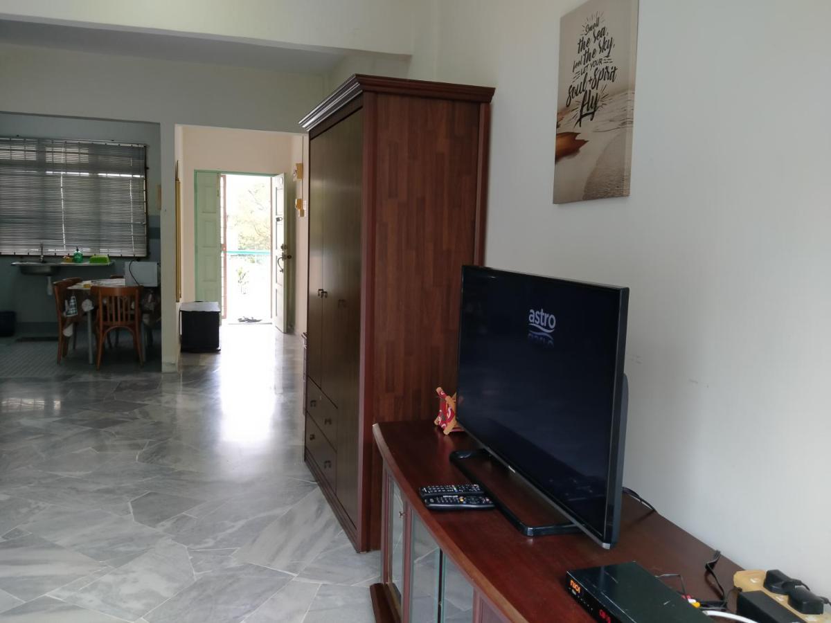 Family Beach Condo Pd At Cocobay Resort Condominium Port Dickson Ngoại thất bức ảnh