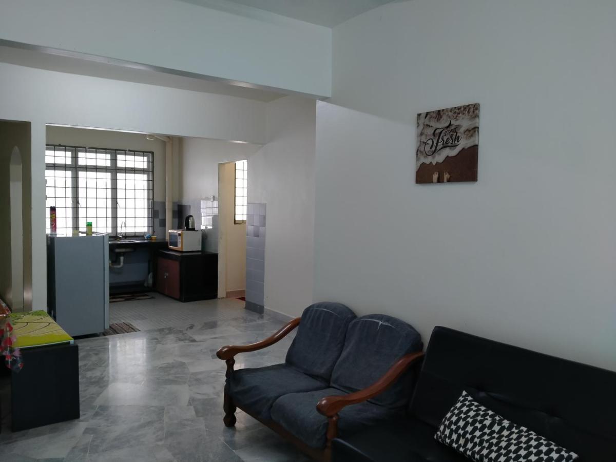 Family Beach Condo Pd At Cocobay Resort Condominium Port Dickson Ngoại thất bức ảnh