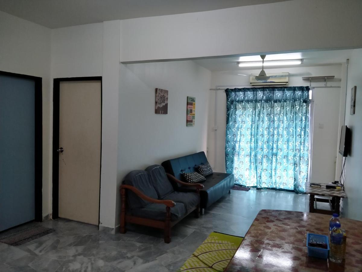 Family Beach Condo Pd At Cocobay Resort Condominium Port Dickson Ngoại thất bức ảnh